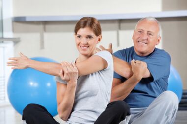 Exercise therapy for osteochondosis of the lower back