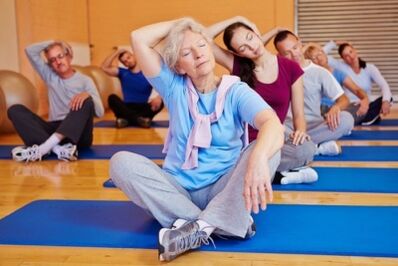 Group physical therapy classes for cervical osteochondrosis